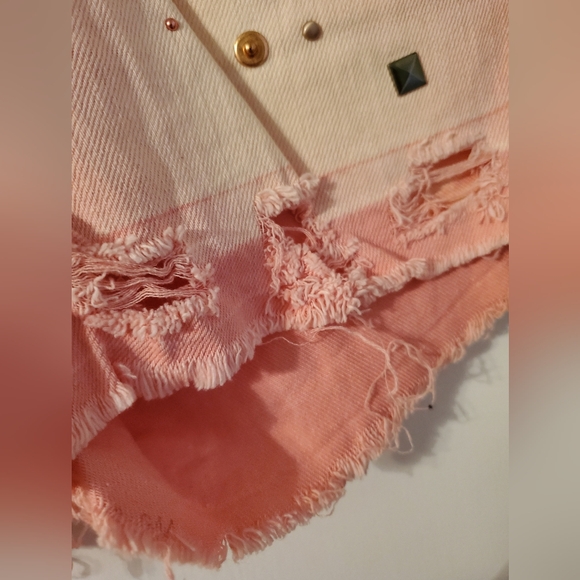 Women's Rewash Pink Acid Wash Studded Denim Shorts - Picture 4 of 8